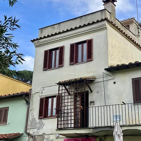 Casina Bella Vista - Francigena E Autodromo Vallelunga 1bd 1bh Apartment